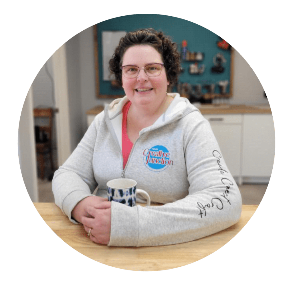 42: We are crafty kweens ~ Sarah Tokley, Your Creative&nbsp;Junction